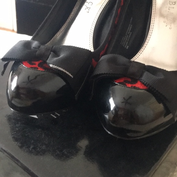 Platform Pumps - Picture 2 of 7